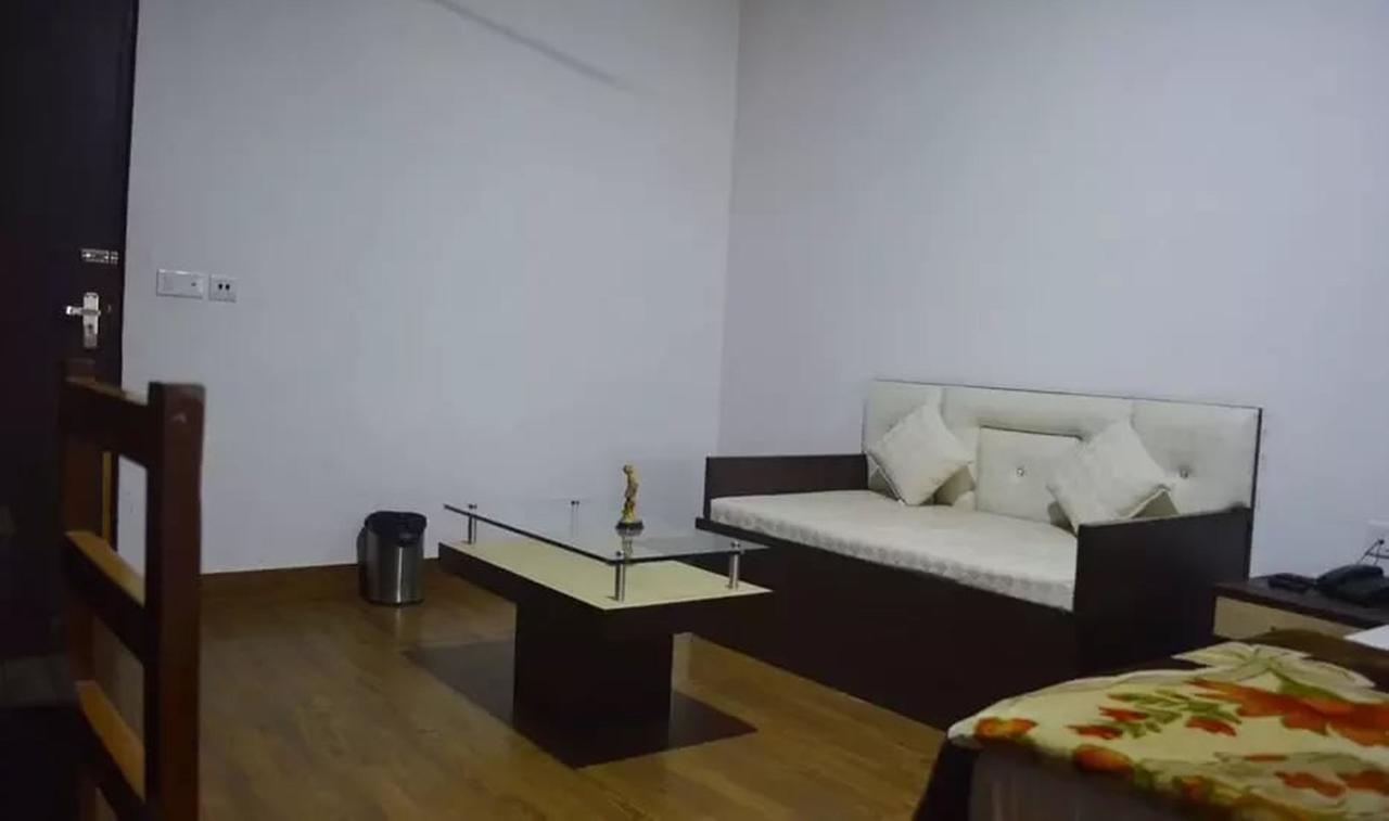 Hotel Mehra Inn Amritsar Exterior foto